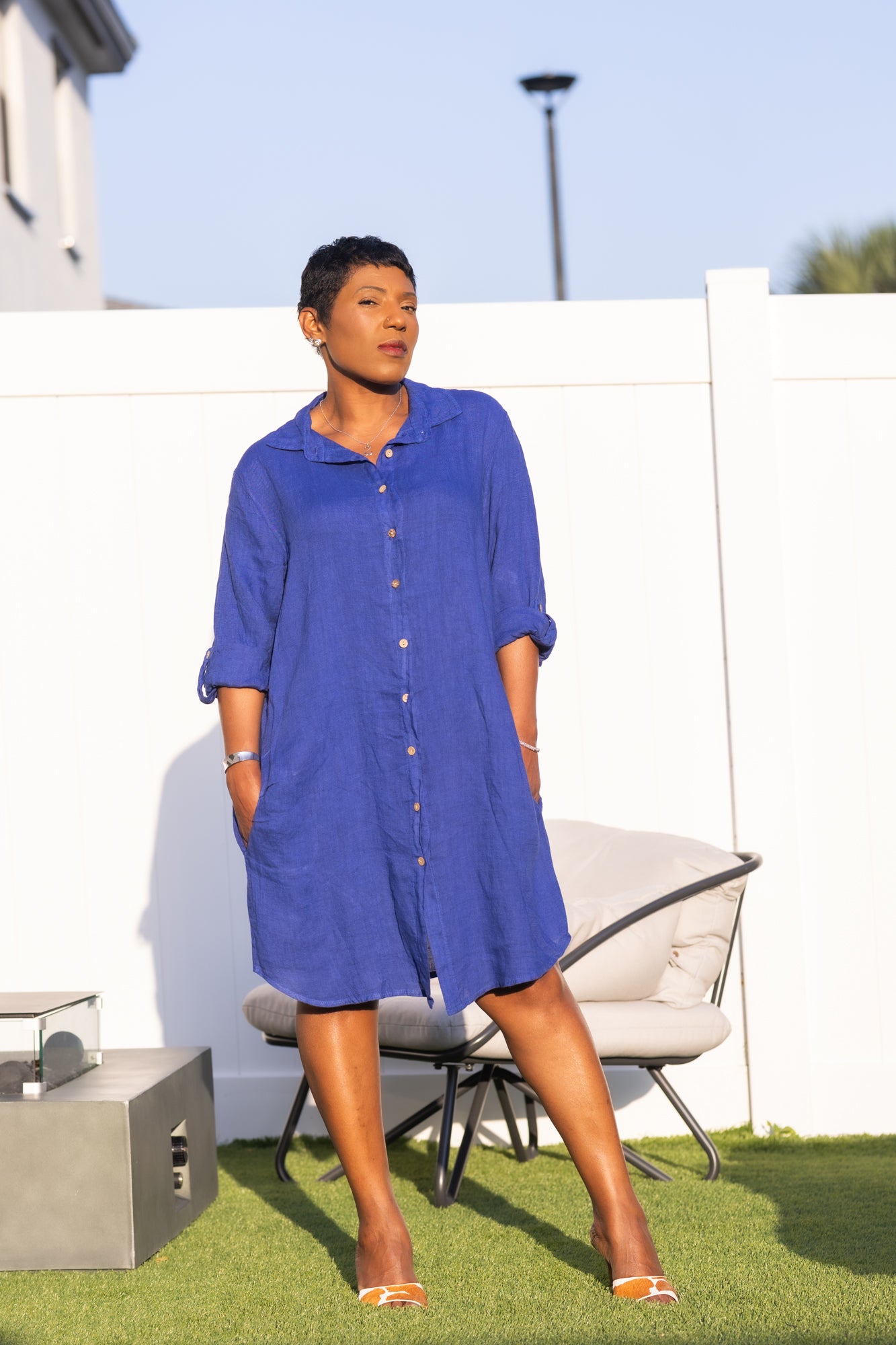 Blue linen semi-long dress